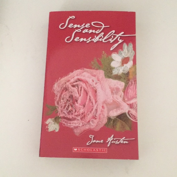 Jane Austen’s classic romance novels. - Picture 4 of 7